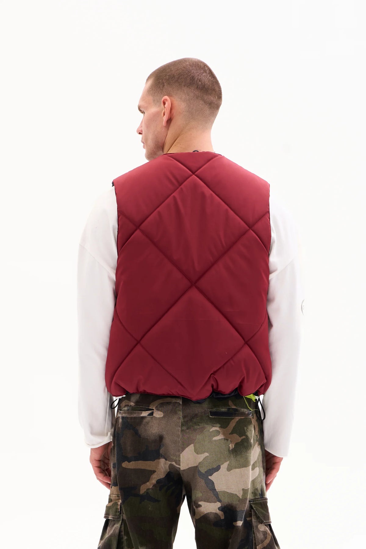 DIAMOND QUILT VEST - BURGUNDY image 2