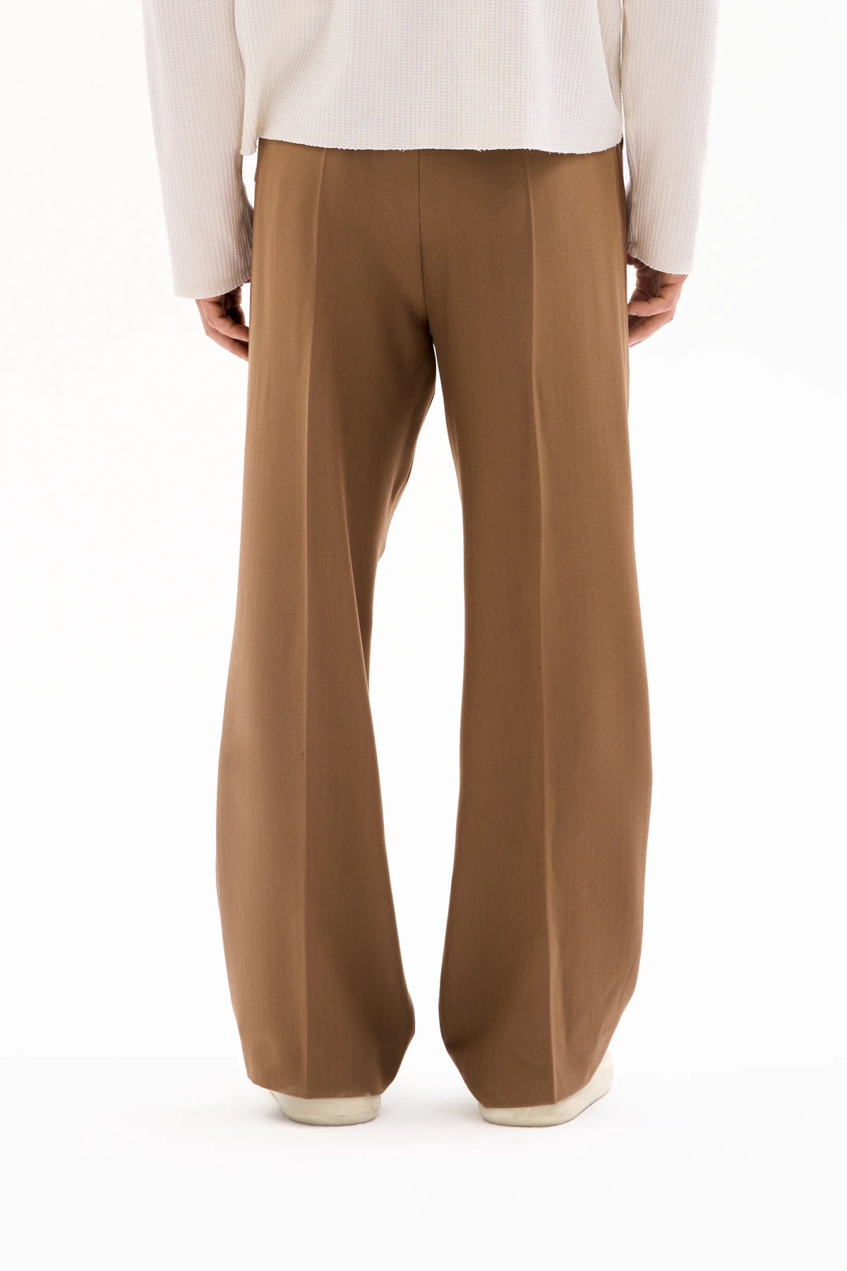 PRESSED TROUSERS - RELAXED · CAMEL image 4
