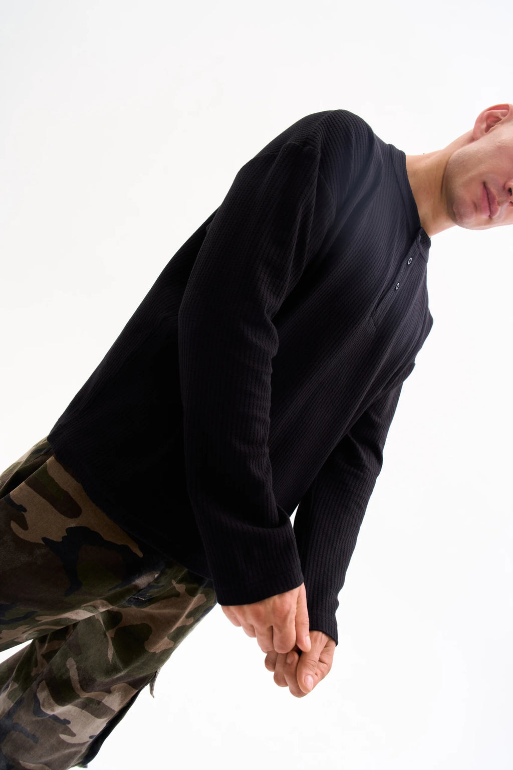 WAFFLE HENLEY 210g - BLACK image 5
