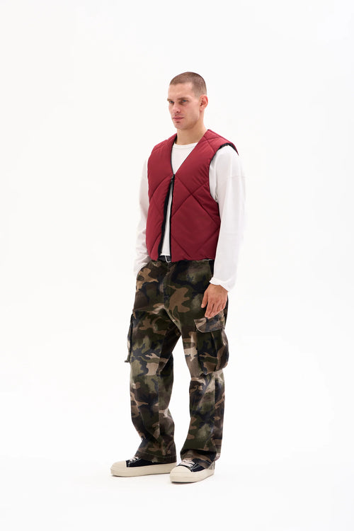 DIAMOND QUILT VEST - BURGUNDY image 1