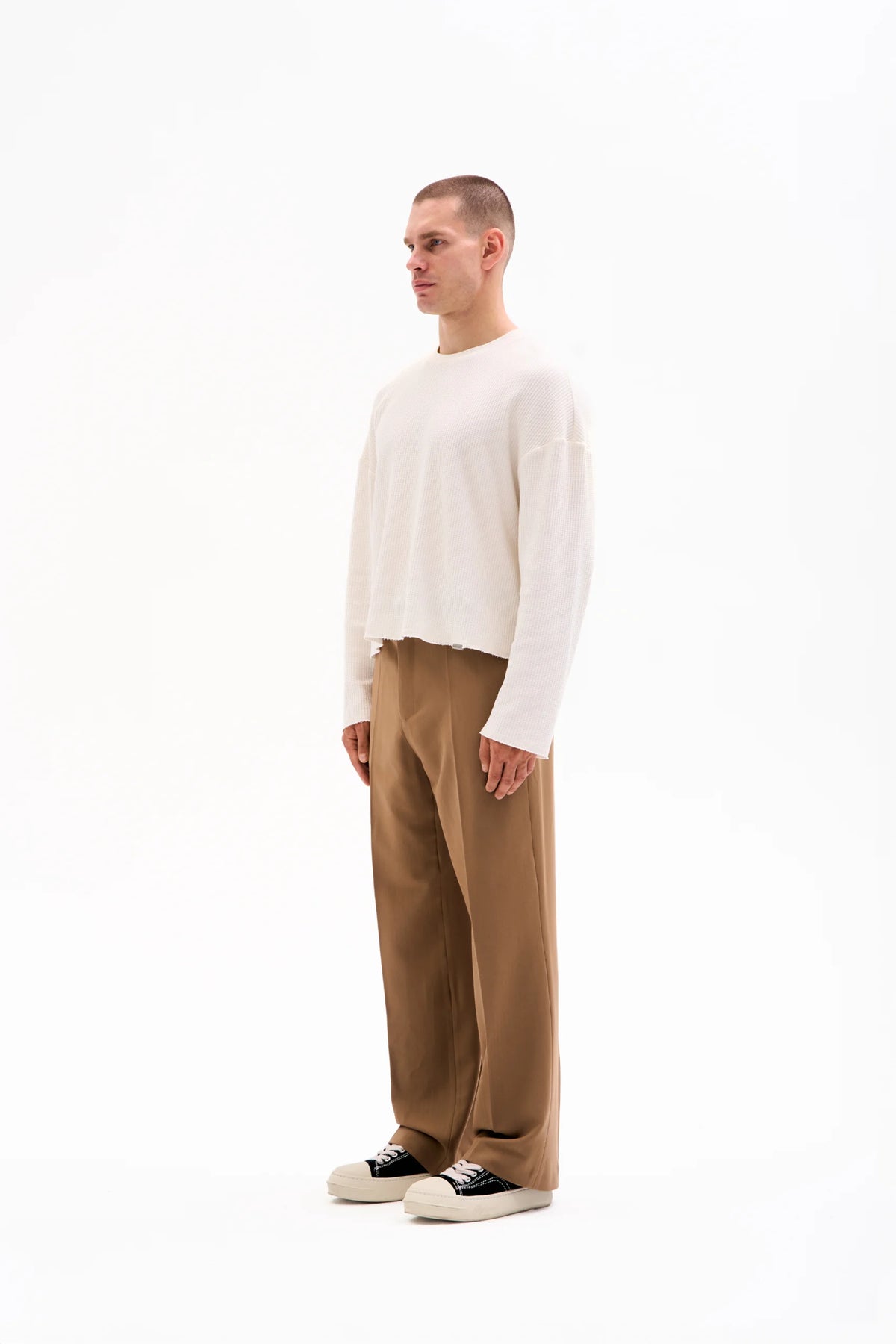 PRESSED TROUSERS - RELAXED · CAMEL image 2