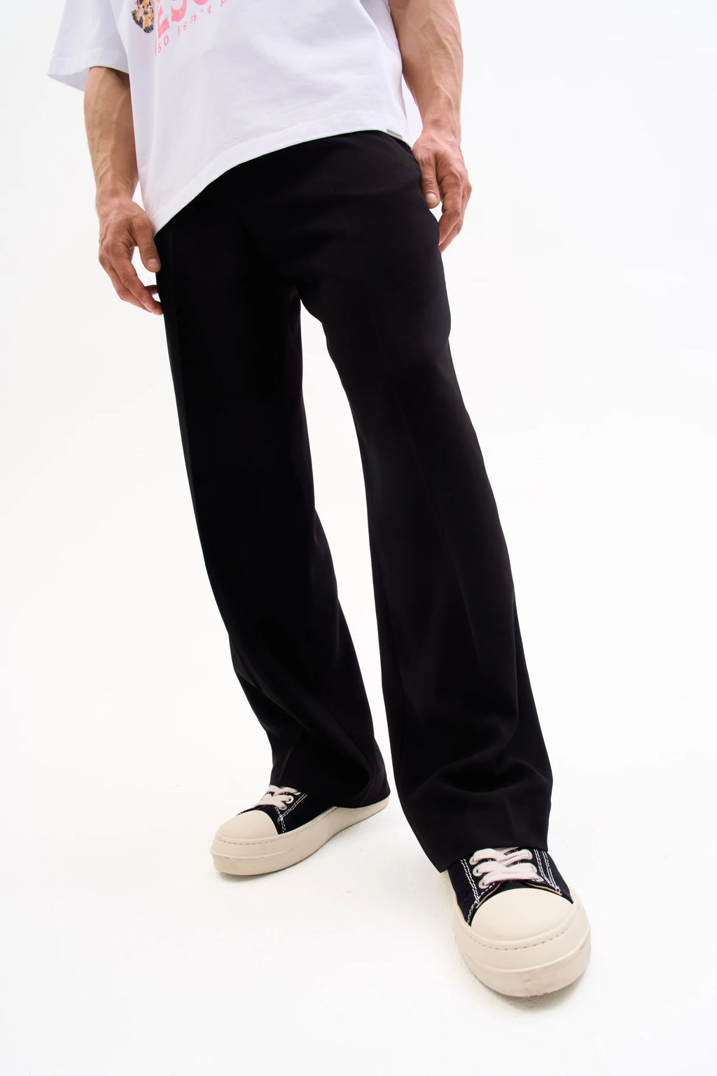 PRESSED TROUSERS - BLACK image 6