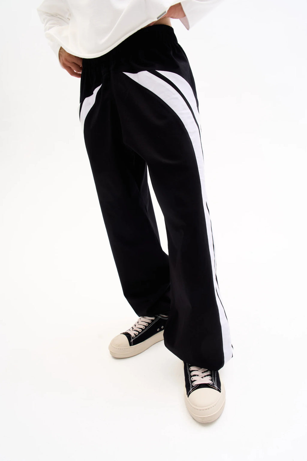 ATHLETIC CLUB TRACK PANTS - BLACK image 7
