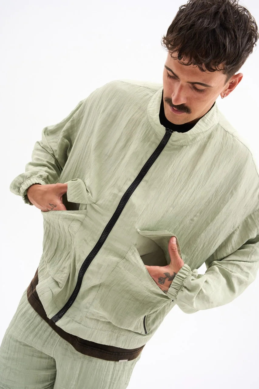 LIGHTWEIGHT CRASH JACKET image 3