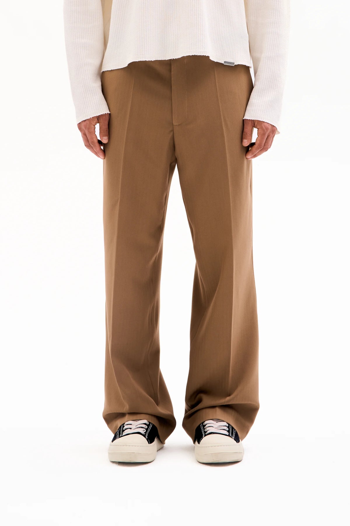 PRESSED TROUSERS - RELAXED · CAMEL image 0