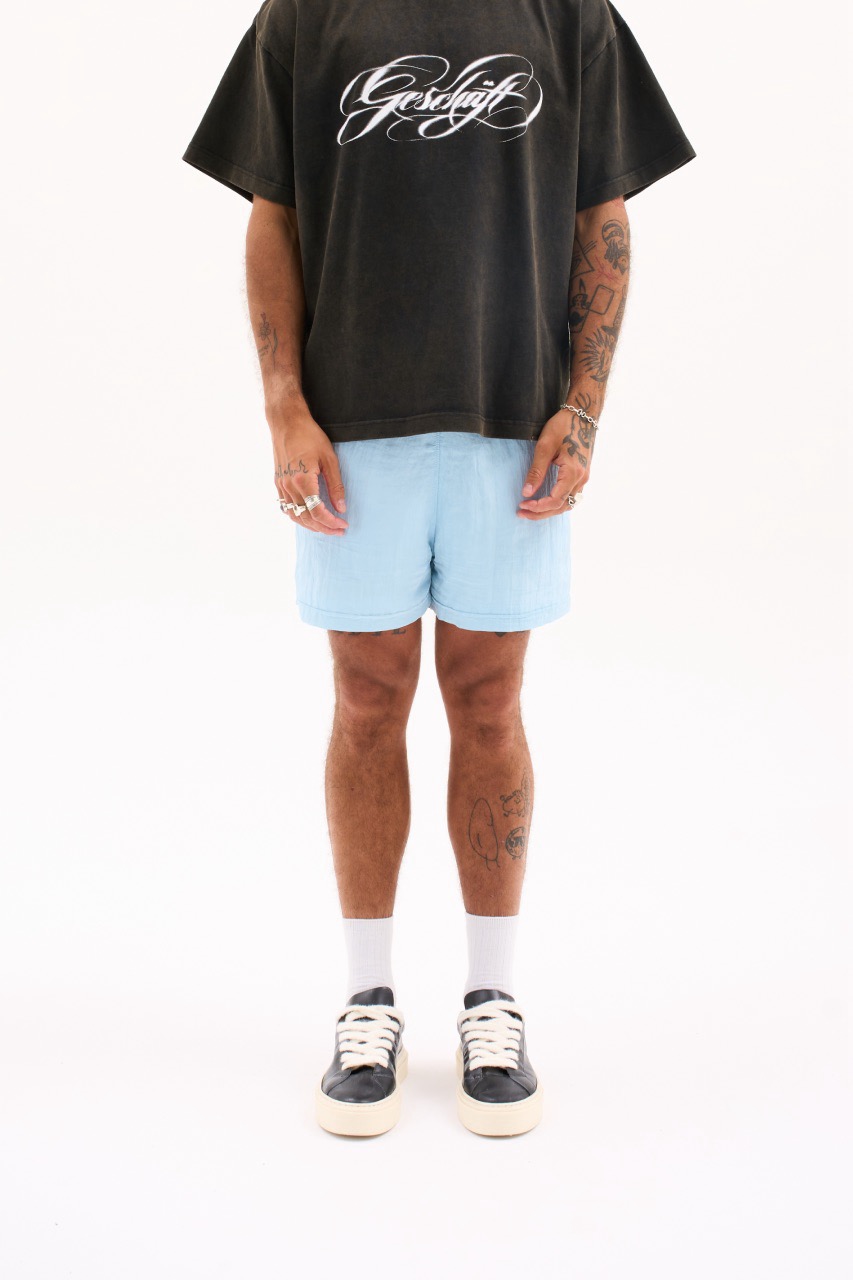 LIGHTWEIGHT CRASH SHORTS / BABY BLUE